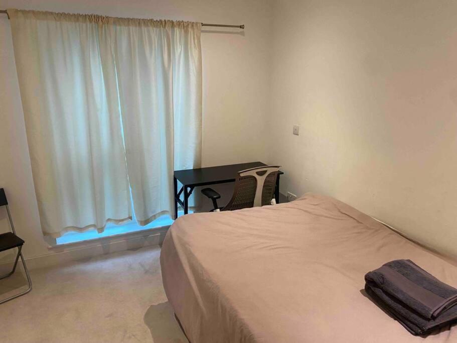 Luxury 2 Bed Ensuite 2 Bathroom Apartment East Croydon South Norwood Bagian luar foto