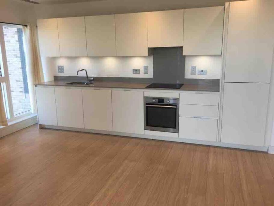Luxury 2 Bed Ensuite 2 Bathroom Apartment East Croydon South Norwood Bagian luar foto